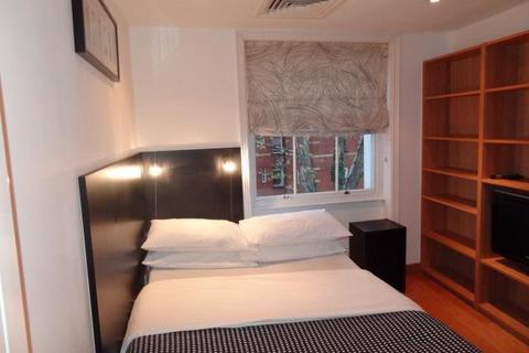 Studio to rent, Cartwright Gardens, Bloomsbury, London, WC1H