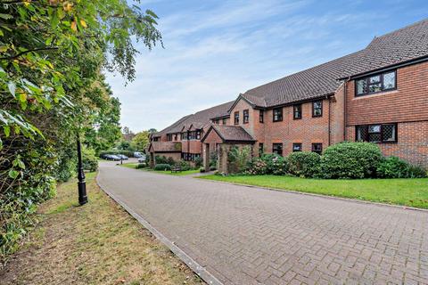 2 bedroom retirement property for sale, Turneys Orchard, Chorleywood, WD3