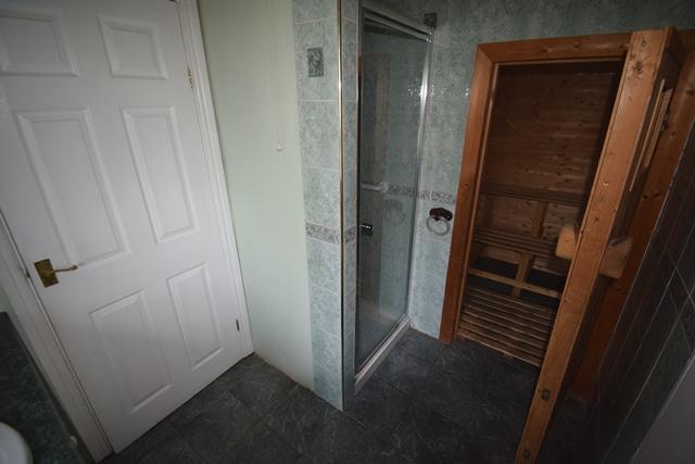 Annex Shower Room