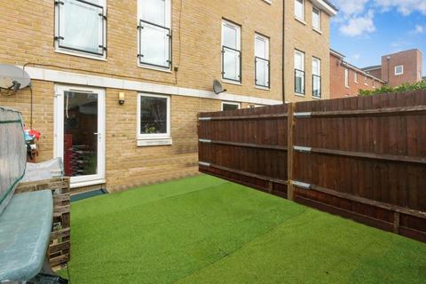 4 bedroom townhouse for sale - Burcher Gale Grove, SE15