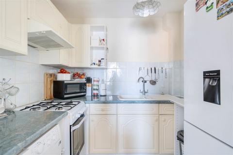 1 bedroom flat for sale - 32 Harfield Court, Lyon Street, Bognor Regis, PO21