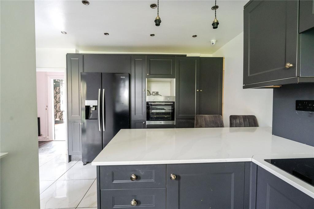 Kitchen (2)