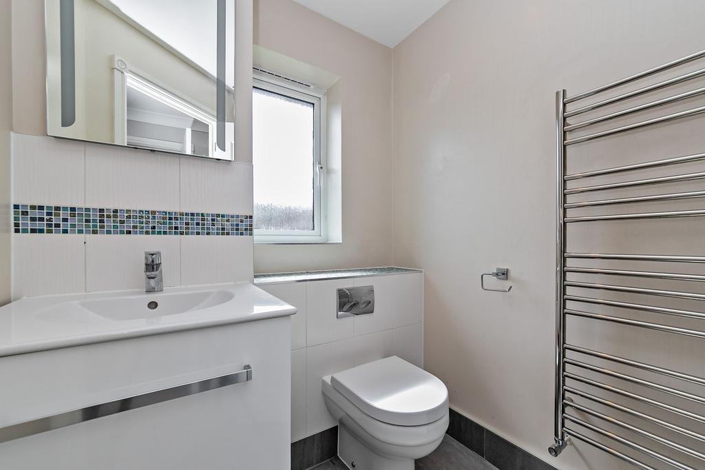 En-sute Shower Room