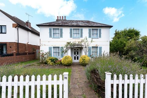 4 bedroom detached house for sale - Gravel Road, Bromley, Kent, BR2