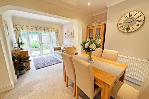 9 Berkeley Road, Shirley, Solihull, B90 2HS