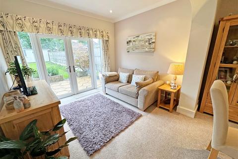 9 Berkeley Road, Shirley, Solihull, B90 2HS