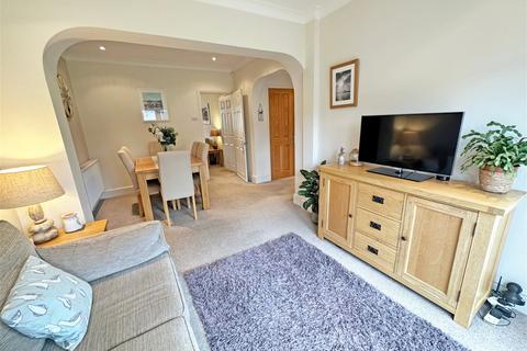 9 Berkeley Road, Shirley, Solihull, B90 2HS