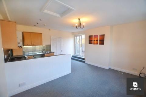 2 bedroom flat to rent, Swan Court, Northampton NN1