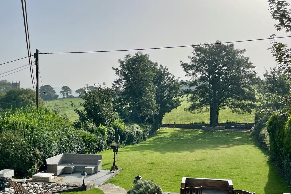 Garden &amp; View