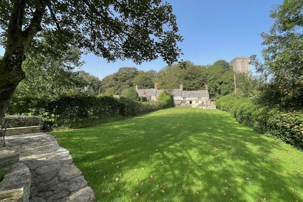 Garden &amp; Rear