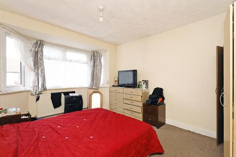 4 Palgrave Avenue, Southall, UB1 2LX