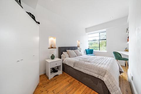 2 bedroom flat for sale - Clapham Common North Side, Clapham