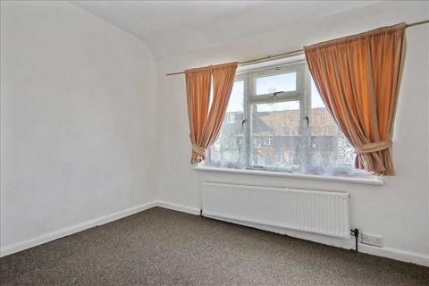 120 Lillechurch Road, Dagenham, RM8 2BY