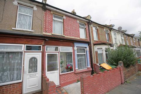 123 Fourth Avenue, London, E12 6DP