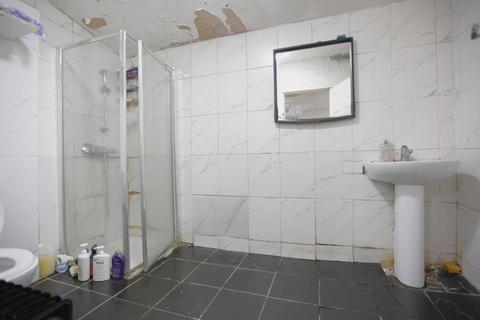 123 Fourth Avenue, London, E12 6DP