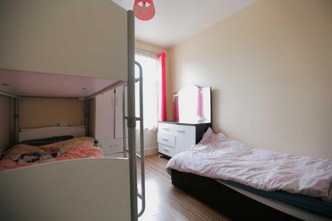 123 Fourth Avenue, London, E12 6DP