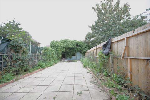 123 Fourth Avenue, London, E12 6DP