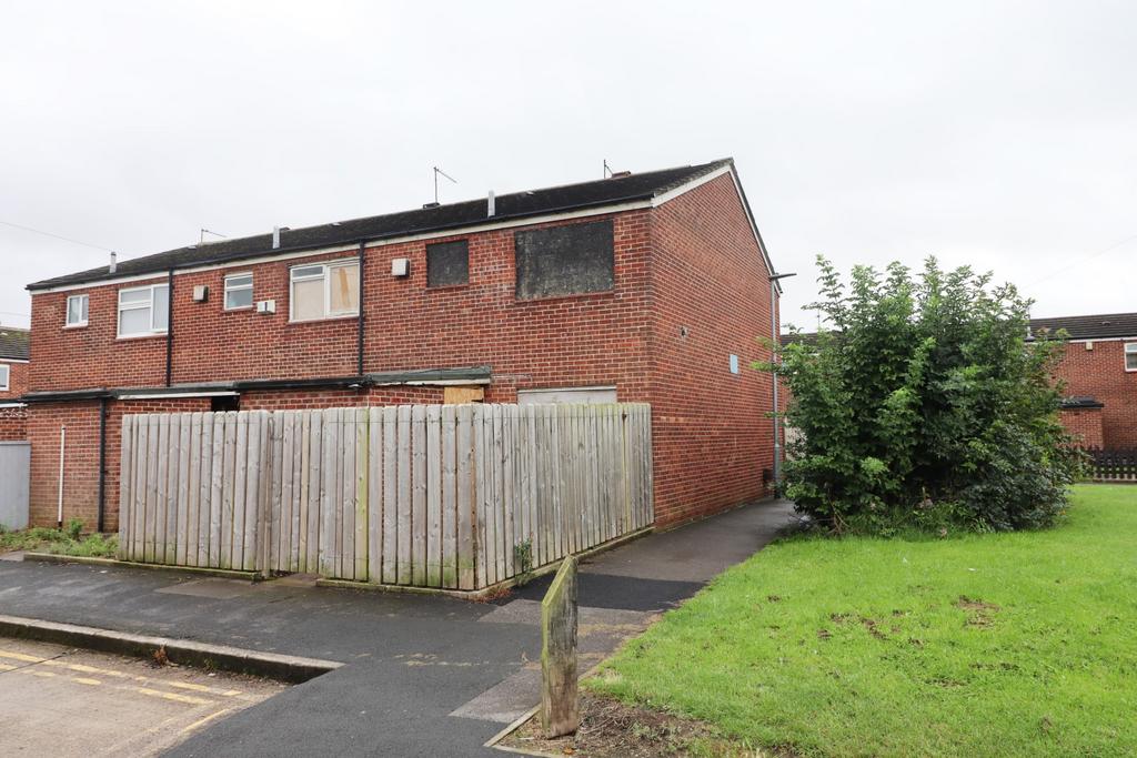 3 Bedroom End Terrace House   For Sale by Auction