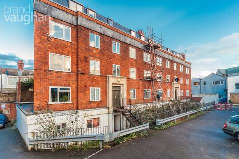 2 bedroom flat to rent, Devonian Court, Park Crescent Place, Brighton, East Sussex, BN2