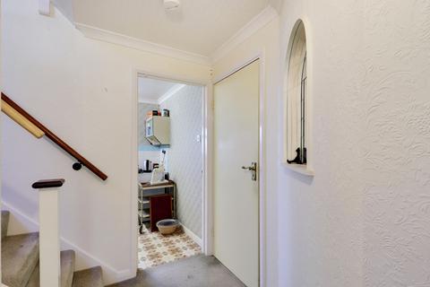 24 Grange Close, Edenbridge, TN8 5LT