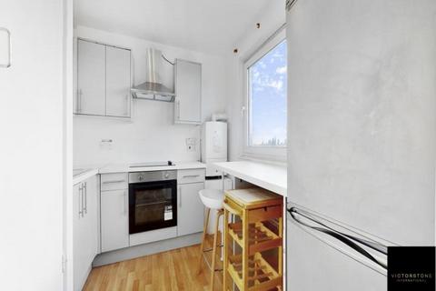 1 bedroom apartment to rent - Landmark Heights, Daubeney Road, Hackney, London, E5