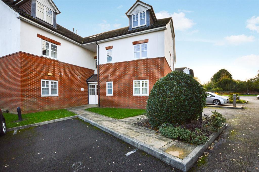 Kingsway, Woking, Surrey, GU21 1 bed apartment to rent £1,100 pcm (£