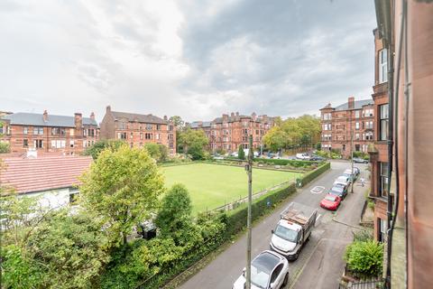 2 bedroom flat to rent, Queensborough Gardens, Flat 2/2, Hyndland, Glasgow, G12 9QP