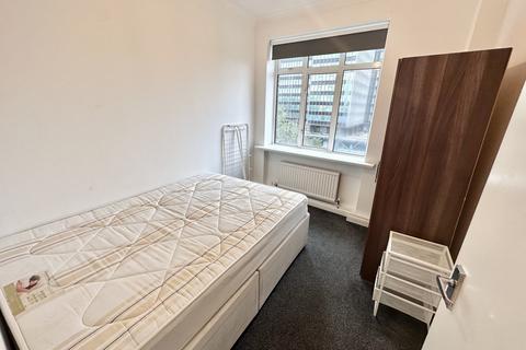 1 bedroom apartment to rent - Warren Court, Euston Road, London, NW1