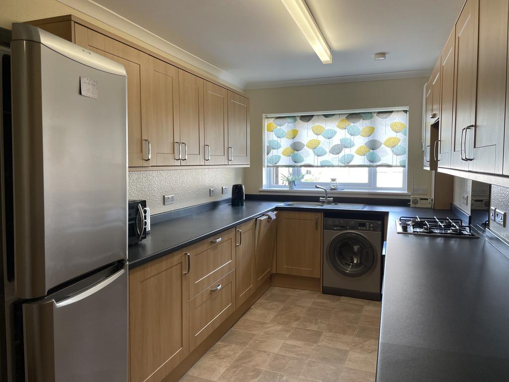 Kitchen 1.JPG