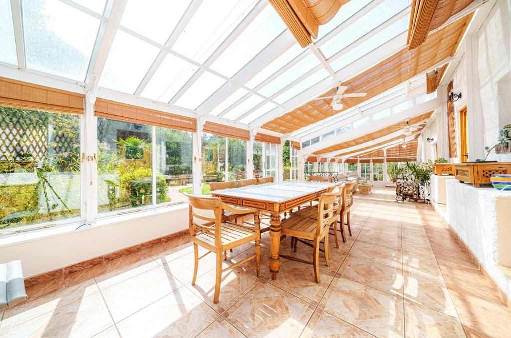 Garden Room