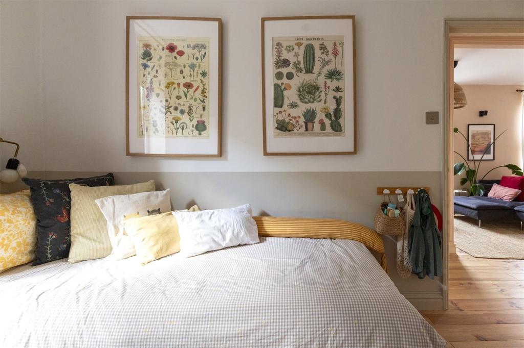 Weavers Court, E2