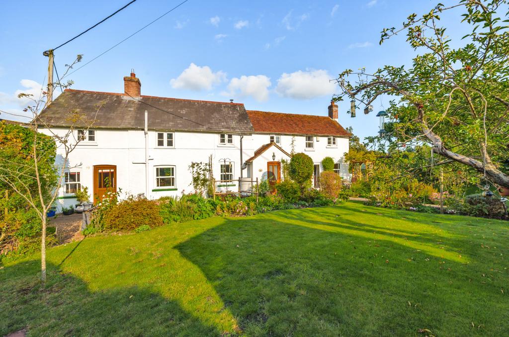 Church Street, Kintbury RG17 4 bed cottage for sale £875,000
