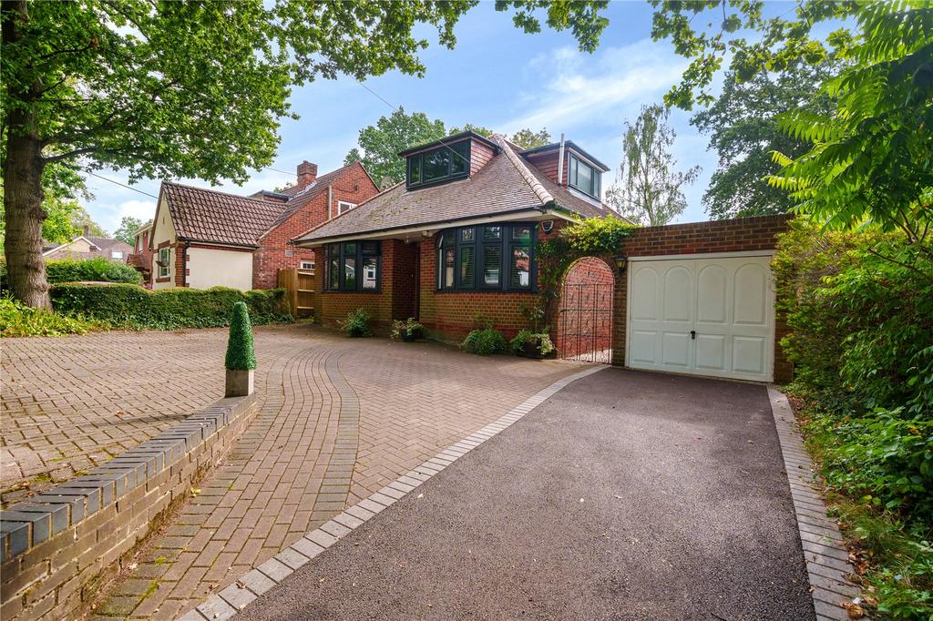 Brownhill Road, Chandler's Ford, Eastleigh, Hampshire, SO53 4 bed