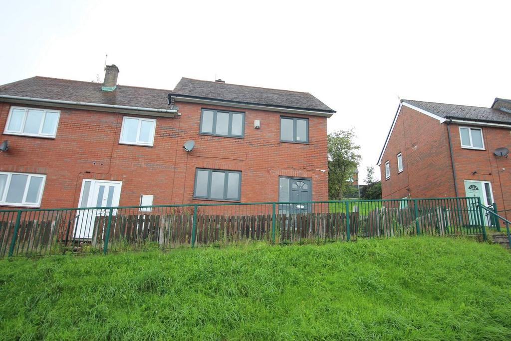 Barnes Meadows, Littleborough, Rochdale 3 bed terraced house for sale