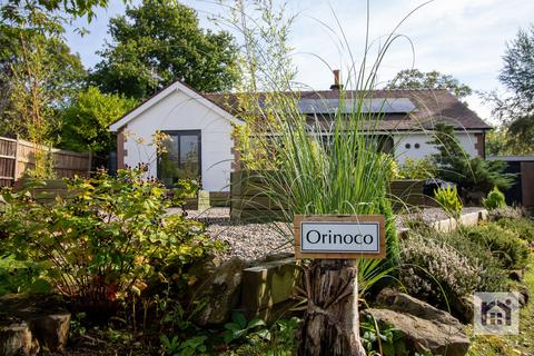 3 bedroom detached bungalow for sale, Hall Lane, Mawdesley, L40 2QZ