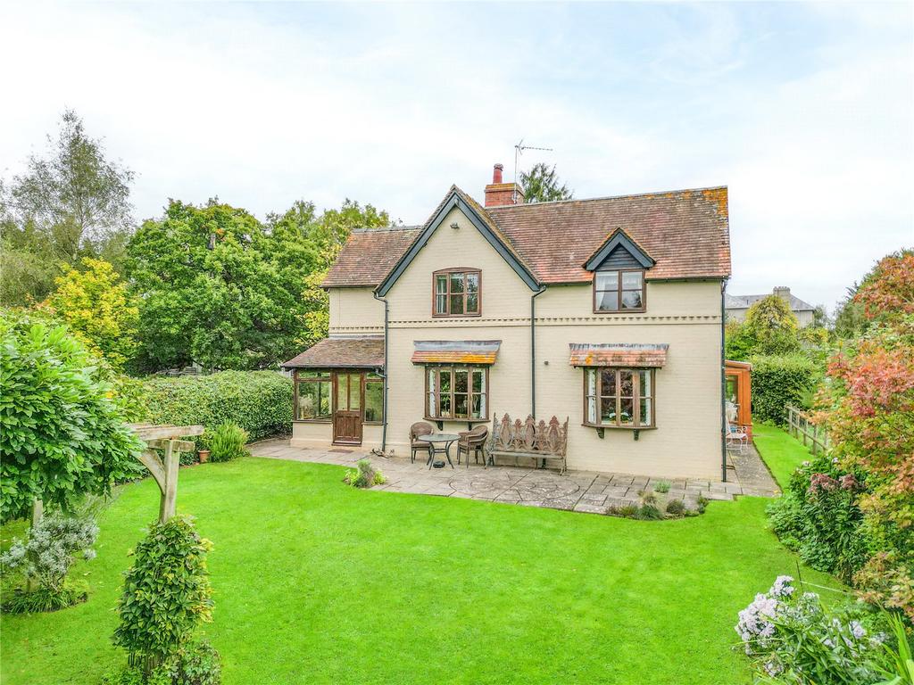 Greenfields, Kyrewood, Tenbury Wells, Worcestershire 4 bed detached