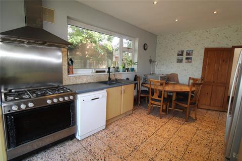 37 Crouch Avenue, Hullbridge, Hockley, SS5 6BS