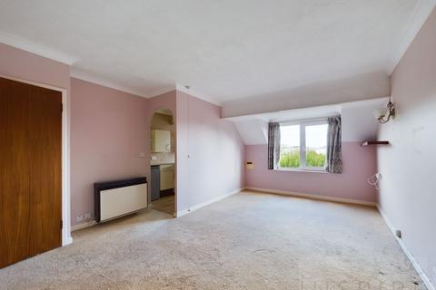 2 bedroom apartment for sale - Homethorne House Oak Road, Crawley RH11
