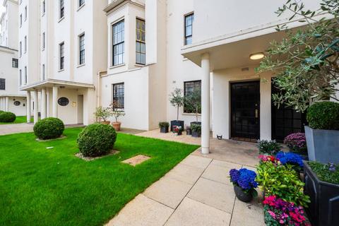 1 bedroom flat for sale, Stanhope Terrace, Hyde Park Square, London, W2