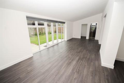 118 Biddick Hall Drive, South Shields, NE34 0TW