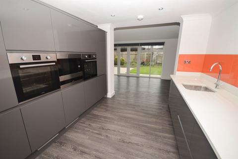 118 Biddick Hall Drive, South Shields, NE34 0TW