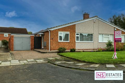 2 bedroom semi-detached bungalow for sale - Seamer Close, Acklam Hall, Middlesbrough, TS5