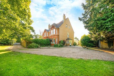 4 bedroom semi-detached house for sale, Chequers Lane, Hertfordshire WD25