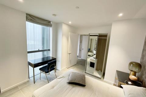 1 bedroom in a flat share to rent - Dollar Bay Point, 3 Dollar Bay Place, London, E14