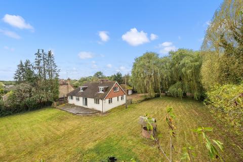 4 bedroom detached house for sale - The Drive, Ifold, RH14