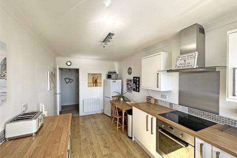 2 bedroom apartment for sale, Marine Drive, Barton on Sea, New Milton, Hampshire, BH25