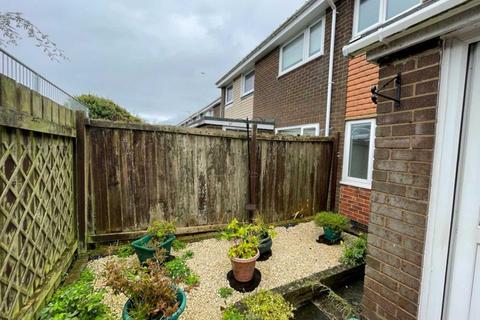 3 bedroom terraced house to rent, Riding Barns Way, Newcastle Upon Tyne NE16