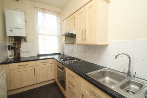 2 bedroom flat to rent, Station Parade, Harrogate, North Yorkshire, UK, HG1