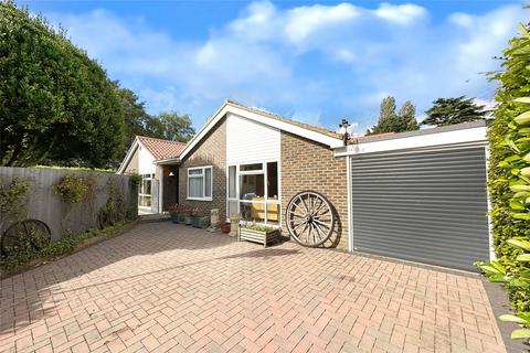 3 bedroom bungalow for sale - Holly Drive, Toddington, West Sussex