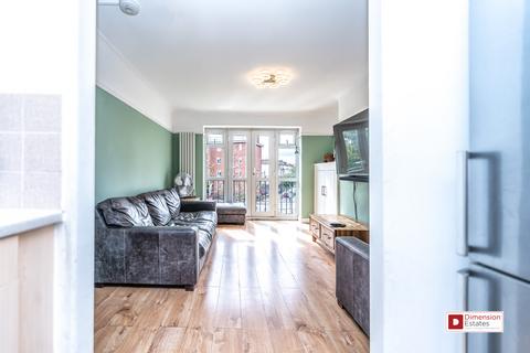 3 bedroom flat to rent - Carysfort Road, Stoke Newington, Hackney, N16